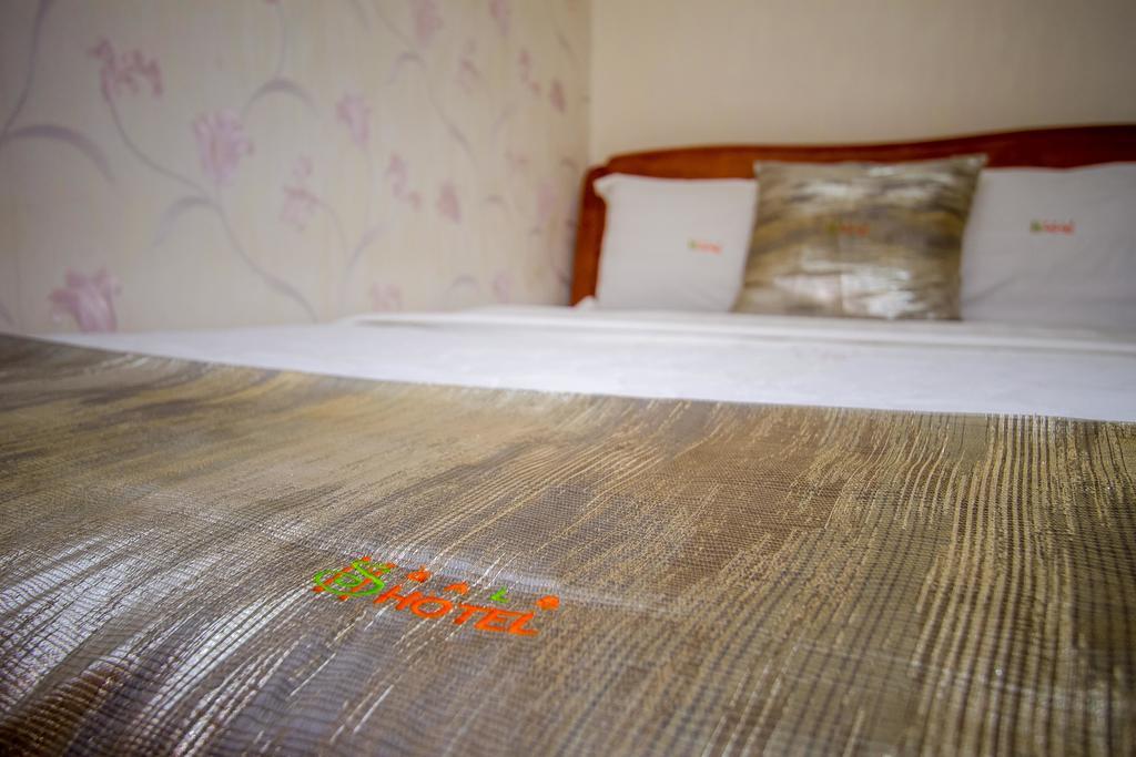 Sal'S Boutique Hotel Kampala Exterior photo